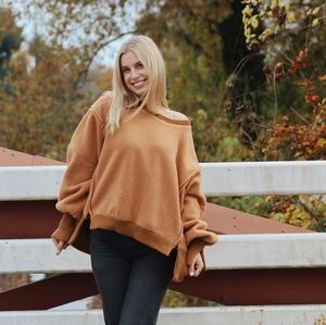 We The Free Cozy Camden Oversized Sweatshirt In Sandstorm
